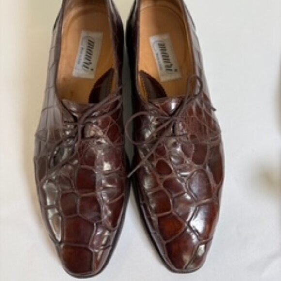 Mauri Other - Mauri men’s dress shoes, handmade from genuine alligator leather size Mens 9.5